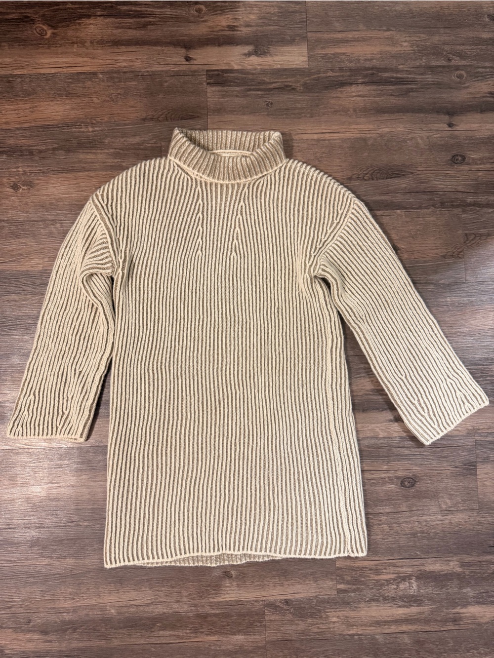 Max Studio Women’s Cream Ribbed Turtleneck Sweater Dress size Small